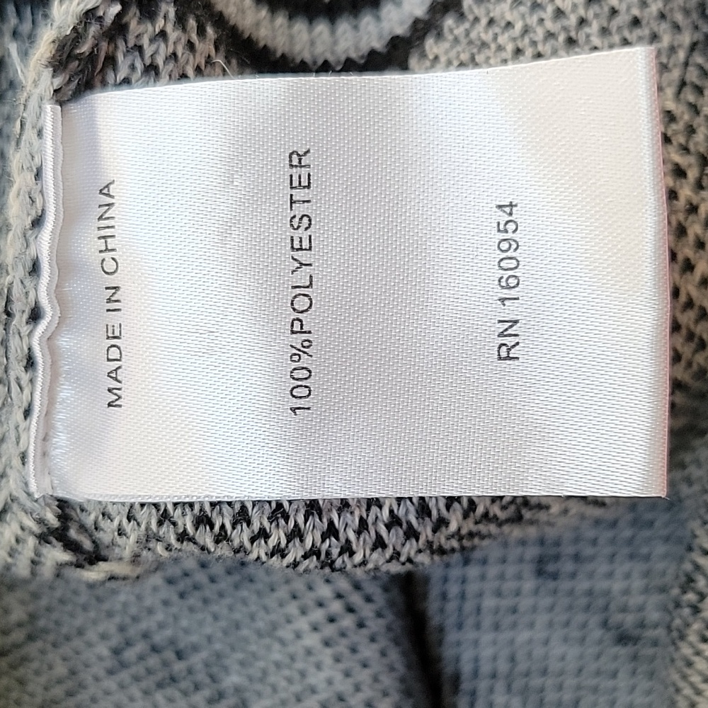 Sweater - Picture 4 of 5